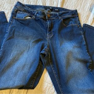 1822 Jeans 🎈2 for $40🎈